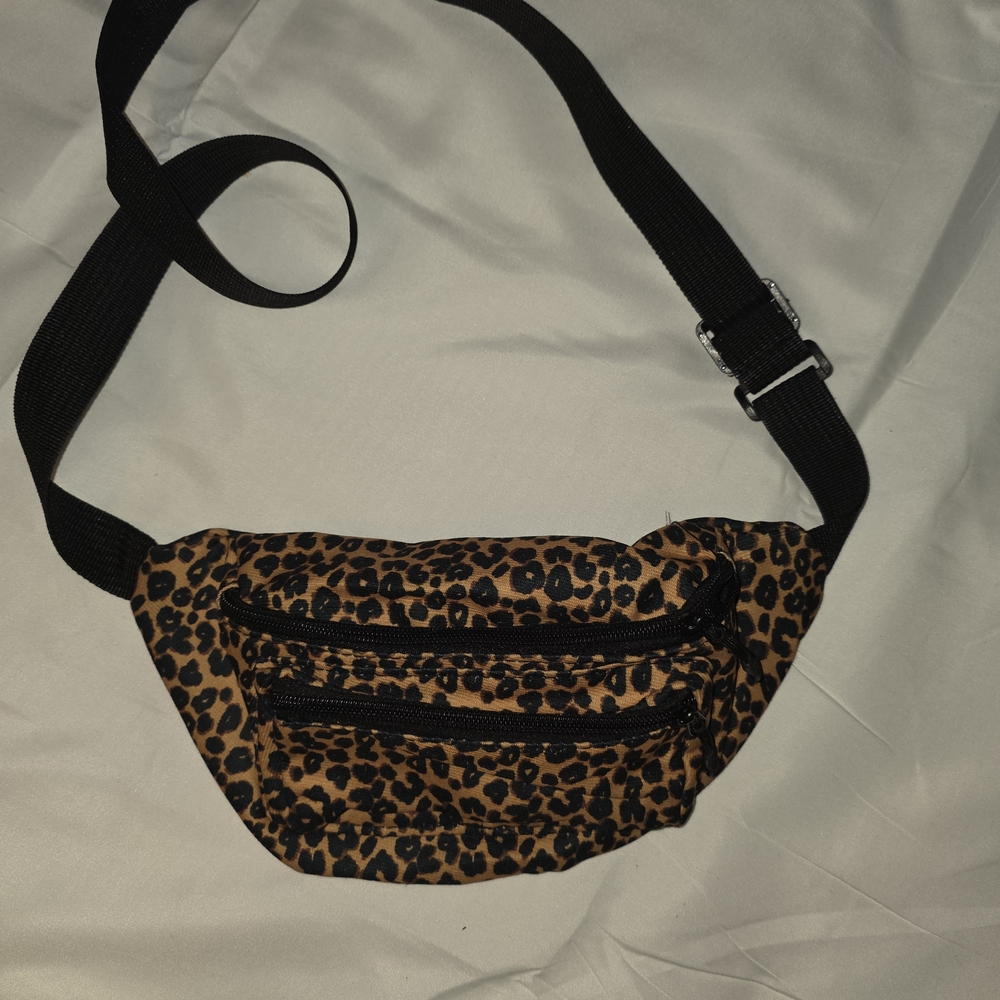 Source Unknown Leopard Pattern Waist Bag